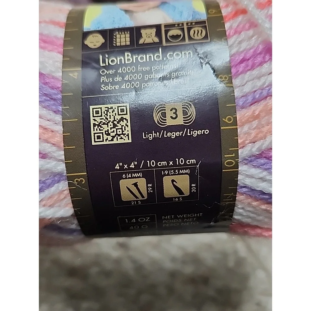 Lot of 5 Lion Brand Jamie Acrylic Striped Turkey #3 Lightweight